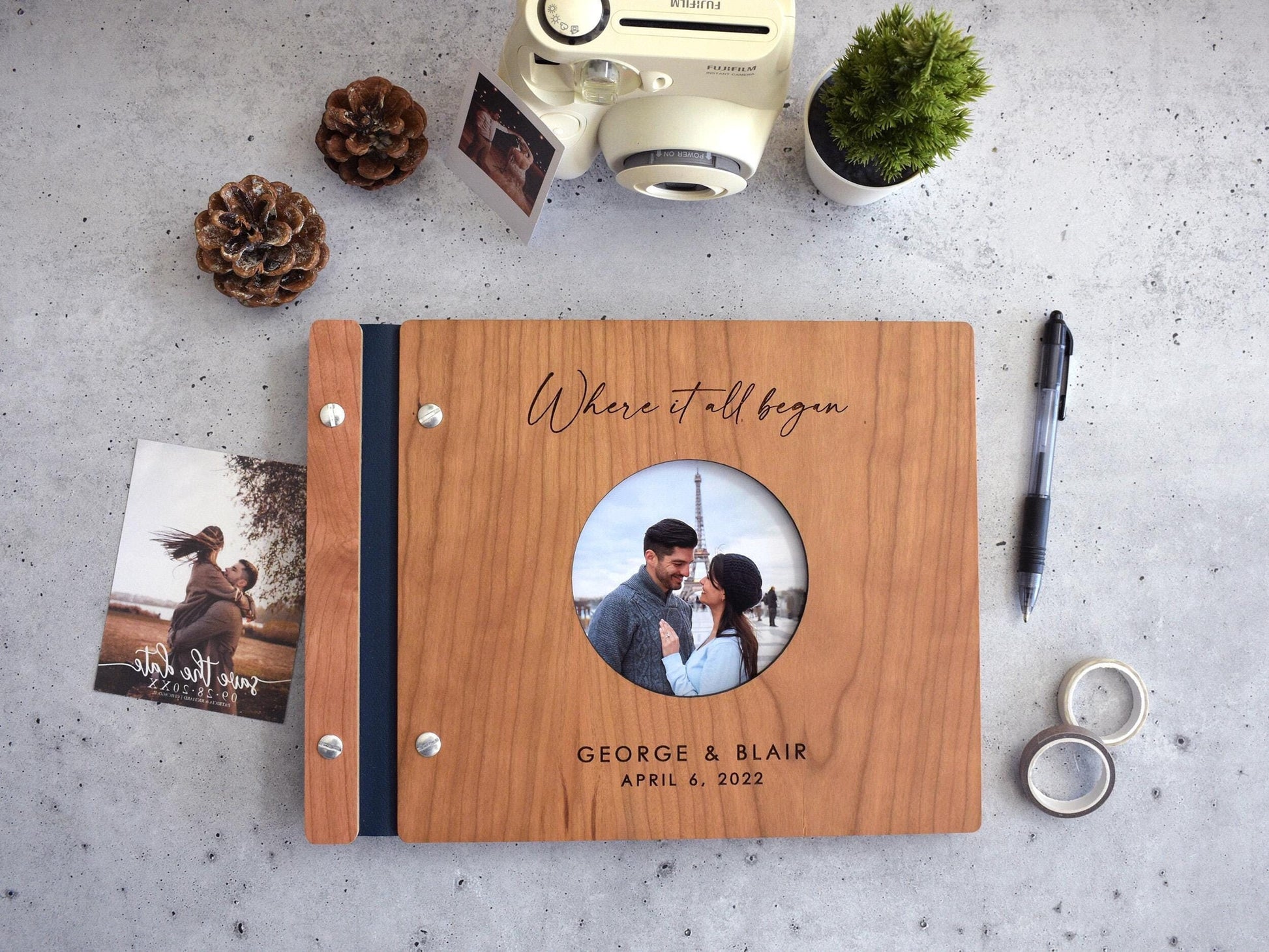 Personalized Anniversary Gifts for him, Gifts for her, One Year Anniversary Gift for Boyfriend, Couple Gifts, Anniversary Scrapbook Album