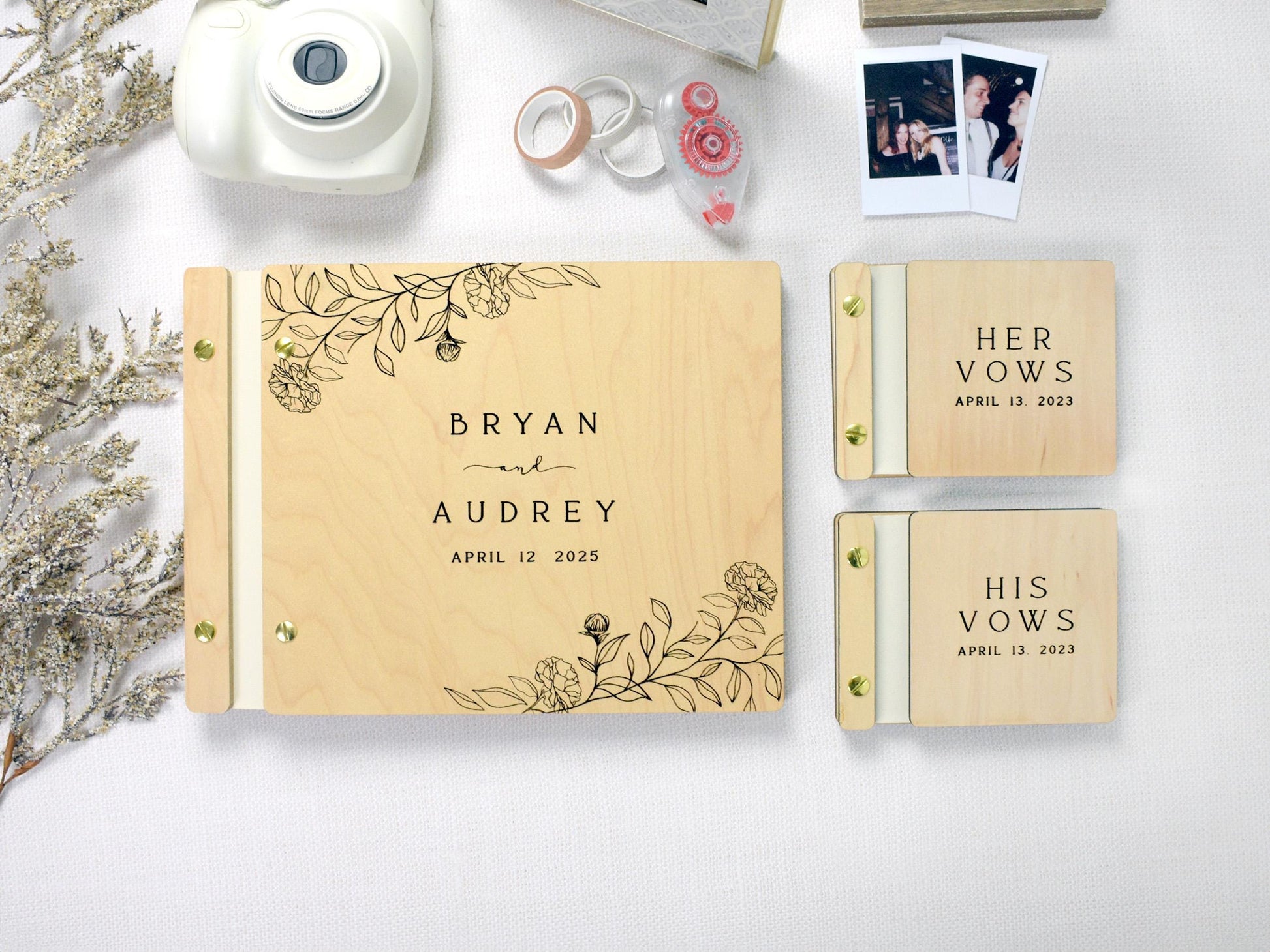 Wedding Guest Book Alternative, Wooden Guestbook, Personalized Wedding Book, Polaroid Guest book, Wedding Gift, Engagement Gift