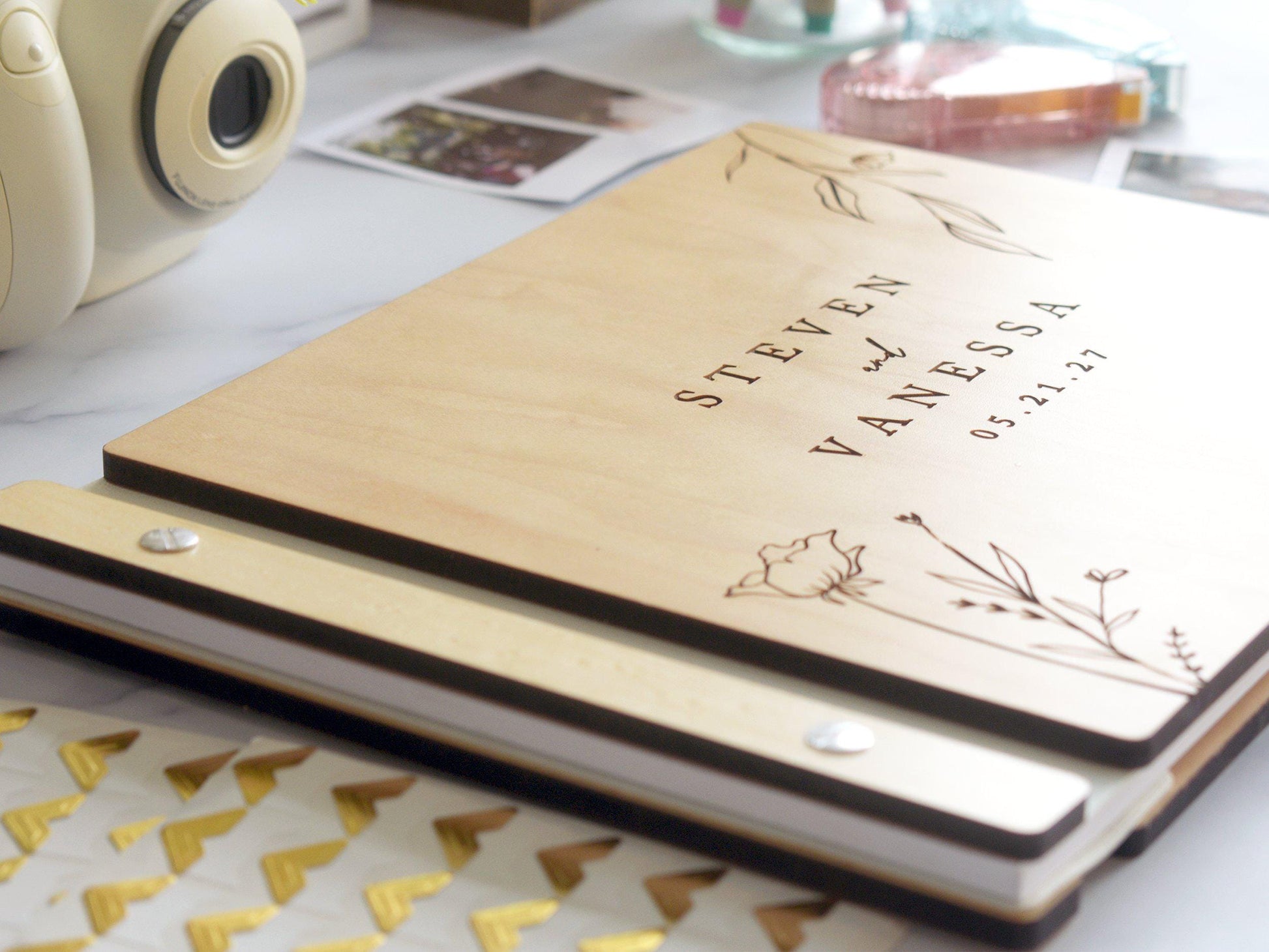 Minimal Floral Wedding Guest Book, Custom Wooden Wedding Album, Polaroid Photo Guestbook, Wedding and Engagement Gift