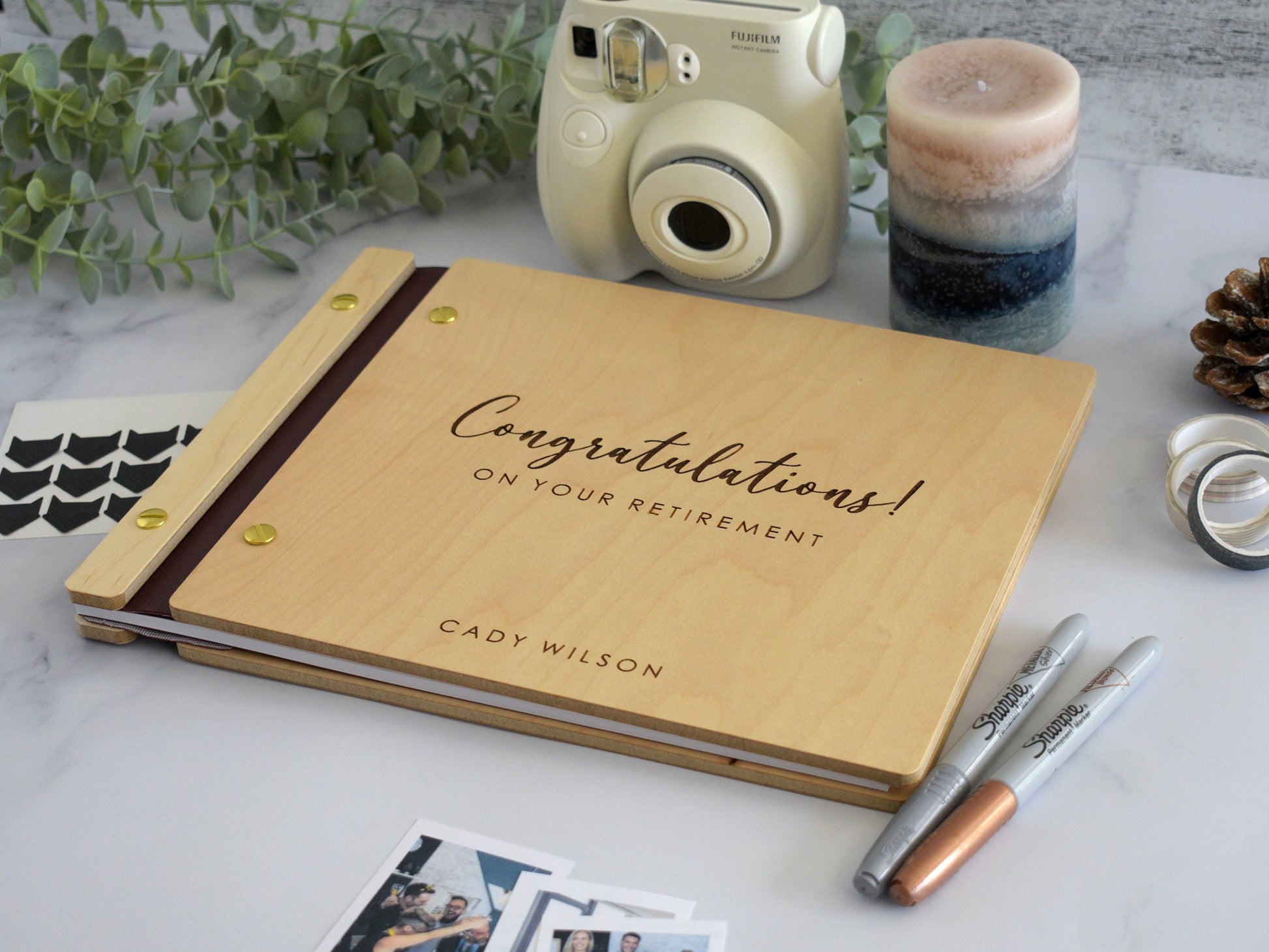 Retirement guest book, congratulations on your retirement!